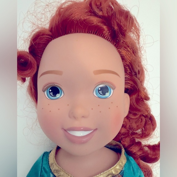 Disney Merida Doll with Teal and Gold Dress - Picture 6 of 8